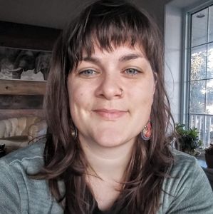 Meet your Posher, Madeline